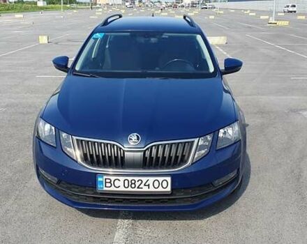 Синий Шкода Октавия, объемом двигателя 1.6 л и пробегом 230 тыс. км за 13700 $, фото 3 на Automoto.ua