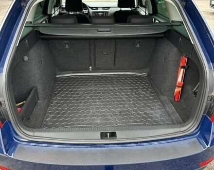 Шкода Октавия 2017 в Буче на Automoto.ua Синий Шкода Октавия, объемом двигателя 1.6 л и пробегом 267 тыс. км за 12400 $, фото 11 на Automoto.ua