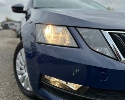 Шкода Октавия 2017 в Буче на Automoto.ua Синий Шкода Октавия, объемом двигателя 1.6 л и пробегом 267 тыс. км за 12400 $, фото 2 на Automoto.ua
