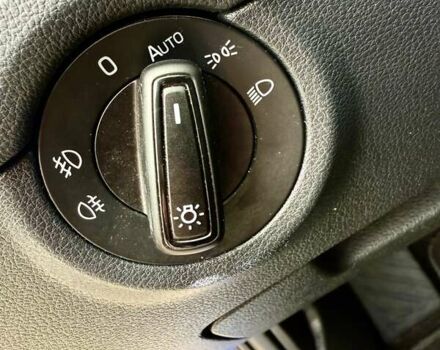 Синий Шкода Октавия, объемом двигателя 2 л и пробегом 226 тыс. км за 13999 $, фото 31 на Automoto.ua