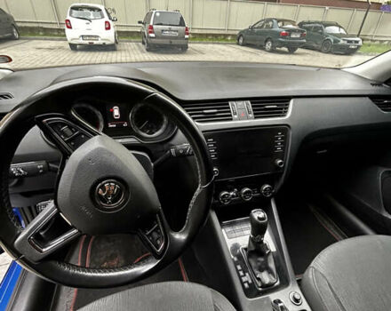 Синий Шкода Октавия, объемом двигателя 1.6 л и пробегом 306 тыс. км за 13000 $, фото 11 на Automoto.ua