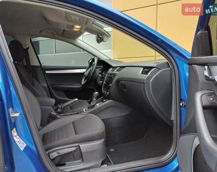 Синий Шкода Октавия, объемом двигателя 1.6 л и пробегом 210 тыс. км за 13799 $, фото 34 на Automoto.ua