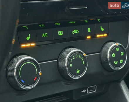 Синій Шкода Октавія, об'ємом двигуна 1 л та пробігом 158 тис. км за 12700 $, фото 21 на Automoto.ua