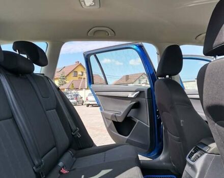 Синий Шкода Октавия, объемом двигателя 1.6 л и пробегом 204 тыс. км за 14000 $, фото 10 на Automoto.ua