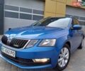 Синий Шкода Октавия, объемом двигателя 1.6 л и пробегом 210 тыс. км за 13799 $, фото 1 на Automoto.ua