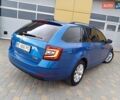 Синий Шкода Октавия, объемом двигателя 1.6 л и пробегом 210 тыс. км за 13799 $, фото 3 на Automoto.ua