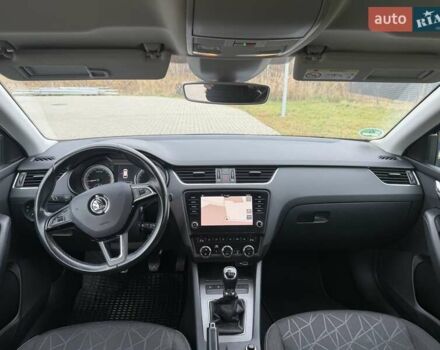 Синий Шкода Октавия, объемом двигателя 2 л и пробегом 226 тыс. км за 13999 $, фото 20 на Automoto.ua