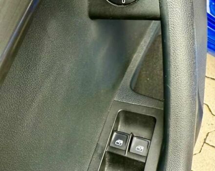 Синий Шкода Октавия, объемом двигателя 2 л и пробегом 226 тыс. км за 13999 $, фото 27 на Automoto.ua