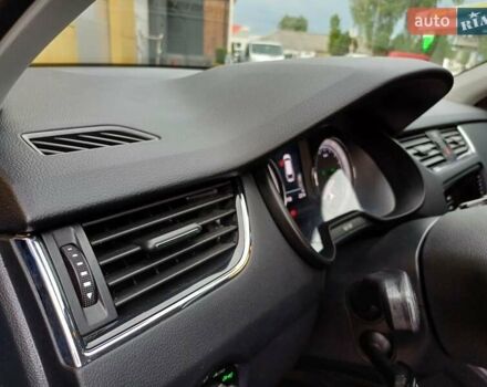 Синий Шкода Октавия, объемом двигателя 1.6 л и пробегом 210 тыс. км за 13799 $, фото 26 на Automoto.ua