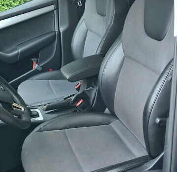 Синий Шкода Октавия, объемом двигателя 1.6 л и пробегом 205 тыс. км за 14750 $, фото 14 на Automoto.ua