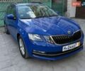 Синий Шкода Октавия, объемом двигателя 1.6 л и пробегом 216 тыс. км за 12700 $, фото 1 на Automoto.ua