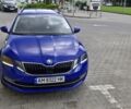Синий Шкода Октавия, объемом двигателя 1.6 л и пробегом 221 тыс. км за 11500 $, фото 1 на Automoto.ua