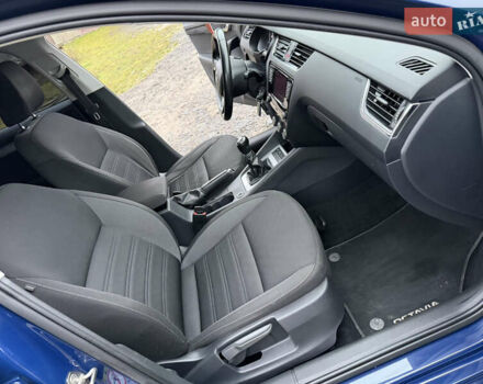 Синій Шкода Октавія, об'ємом двигуна 1 л та пробігом 158 тис. км за 12700 $, фото 24 на Automoto.ua