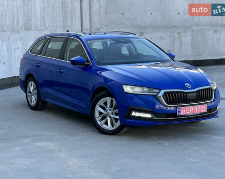 Синий Шкода Октавия, объемом двигателя 2 л и пробегом 228 тыс. км за 19350 $, фото 6 на Automoto.ua
