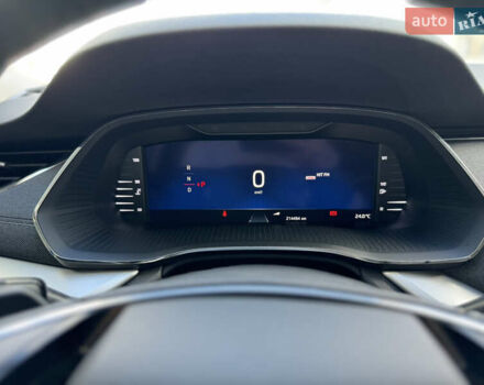 Синий Шкода Октавия, объемом двигателя 2 л и пробегом 228 тыс. км за 19350 $, фото 78 на Automoto.ua