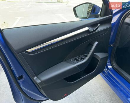 Синий Шкода Октавия, объемом двигателя 2 л и пробегом 228 тыс. км за 19350 $, фото 27 на Automoto.ua