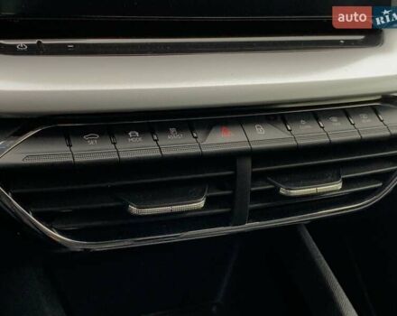 Синий Шкода Октавия, объемом двигателя 2 л и пробегом 244 тыс. км за 17955 $, фото 54 на Automoto.ua
