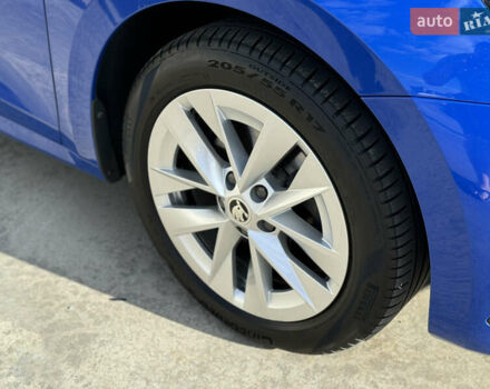 Синий Шкода Октавия, объемом двигателя 2 л и пробегом 228 тыс. км за 19350 $, фото 22 на Automoto.ua