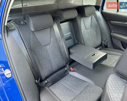 Синий Шкода Октавия, объемом двигателя 2 л и пробегом 228 тыс. км за 19350 $, фото 50 на Automoto.ua