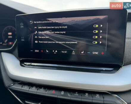 Синий Шкода Октавия, объемом двигателя 2 л и пробегом 228 тыс. км за 19350 $, фото 66 на Automoto.ua