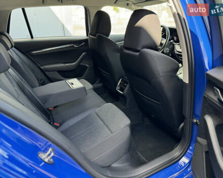 Синий Шкода Октавия, объемом двигателя 2 л и пробегом 228 тыс. км за 19350 $, фото 49 на Automoto.ua