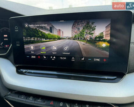 Синий Шкода Октавия, объемом двигателя 2 л и пробегом 228 тыс. км за 19350 $, фото 73 на Automoto.ua