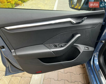 Синий Шкода Октавия, объемом двигателя 2 л и пробегом 170 тыс. км за 23300 $, фото 26 на Automoto.ua