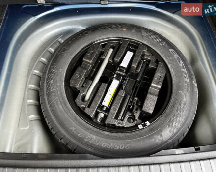 Синий Шкода Октавия, объемом двигателя 2 л и пробегом 170 тыс. км за 23300 $, фото 92 на Automoto.ua