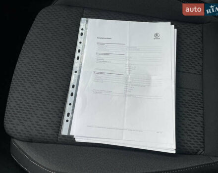 Синій Шкода Октавія, об'ємом двигуна 2 л та пробігом 81 тис. км за 25193 $, фото 83 на Automoto.ua