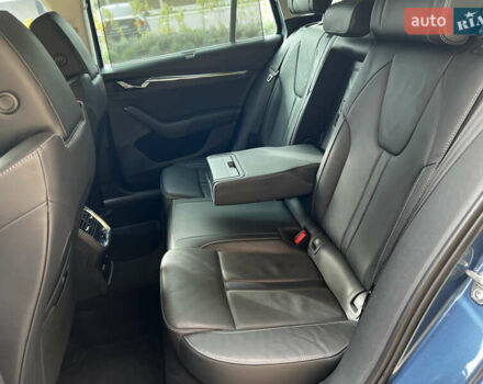 Синий Шкода Октавия, объемом двигателя 2 л и пробегом 170 тыс. км за 23300 $, фото 85 на Automoto.ua