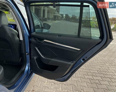 Синий Шкода Октавия, объемом двигателя 2 л и пробегом 170 тыс. км за 23300 $, фото 78 на Automoto.ua