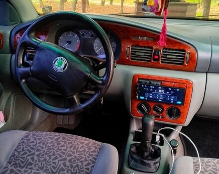 Синий Шкода Октавия, объемом двигателя 1.8 л и пробегом 190 тыс. км за 4800 $, фото 4 на Automoto.ua