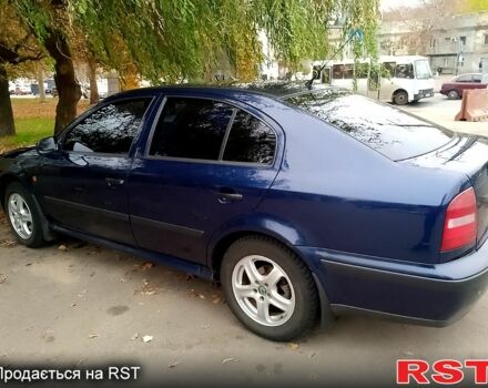 Синий Шкода Октавия, объемом двигателя 1.8 л и пробегом 190 тыс. км за 4800 $, фото 1 на Automoto.ua