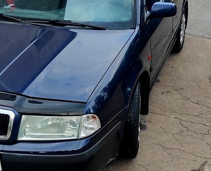 Шкода Октавия 1998 в Чернигове на Automoto.ua Синий Шкода Октавия, объемом двигателя 1.6 л и пробегом 310 тыс. км за 3500 $, фото 10 на Automoto.ua