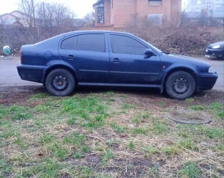 Синий Шкода Октавия, объемом двигателя 1.8 л и пробегом 600 тыс. км за 3500 $, фото 3 на Automoto.ua