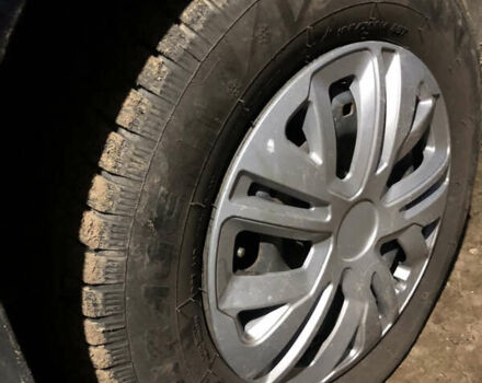 Синий Шкода Октавия, объемом двигателя 1.6 л и пробегом 252 тыс. км за 2900 $, фото 4 на Automoto.ua