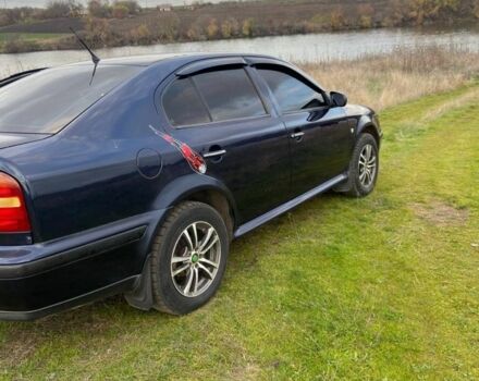 Синий Шкода Октавия, объемом двигателя 1.8 л и пробегом 200 тыс. км за 3500 $, фото 2 на Automoto.ua