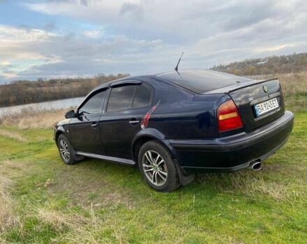 Синий Шкода Октавия, объемом двигателя 1.8 л и пробегом 200 тыс. км за 3500 $, фото 1 на Automoto.ua