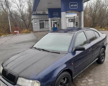 Синий Шкода Октавия, объемом двигателя 1.6 л и пробегом 365 тыс. км за 2300 $, фото 2 на Automoto.ua