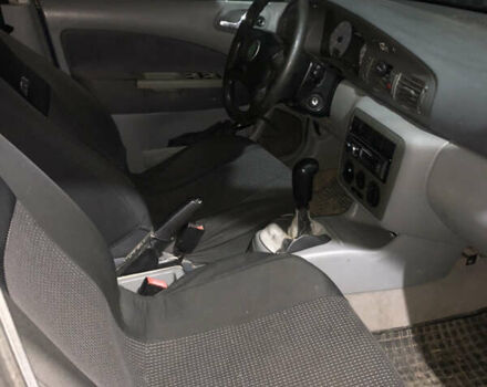 Синий Шкода Октавия, объемом двигателя 1.6 л и пробегом 252 тыс. км за 2900 $, фото 2 на Automoto.ua