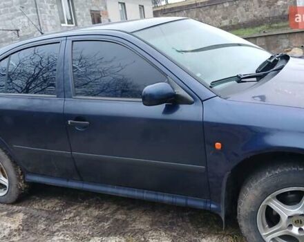 Синий Шкода Октавия, объемом двигателя 1.6 л и пробегом 265 тыс. км за 2900 $, фото 4 на Automoto.ua