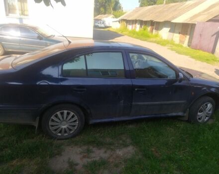 Синий Шкода Октавия, объемом двигателя 1.6 л и пробегом 300 тыс. км за 2300 $, фото 2 на Automoto.ua