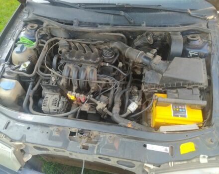 Синий Шкода Октавия, объемом двигателя 1.6 л и пробегом 300 тыс. км за 2300 $, фото 6 на Automoto.ua