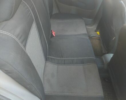 Синий Шкода Октавия, объемом двигателя 1.6 л и пробегом 300 тыс. км за 2300 $, фото 4 на Automoto.ua