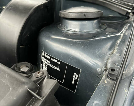 Синий Шкода Октавия, объемом двигателя 1.6 л и пробегом 280 тыс. км за 2650 $, фото 23 на Automoto.ua