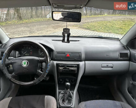 Синій Шкода Октавія, об'ємом двигуна 1.6 л та пробігом 288 тис. км за 2599 $, фото 16 на Automoto.ua