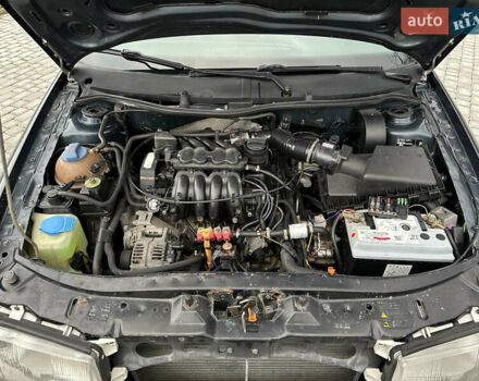 Синій Шкода Октавія, об'ємом двигуна 1.6 л та пробігом 288 тис. км за 2599 $, фото 23 на Automoto.ua