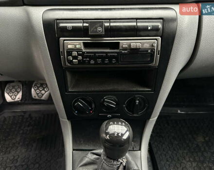 Синій Шкода Октавія, об'ємом двигуна 1.6 л та пробігом 288 тис. км за 2599 $, фото 22 на Automoto.ua