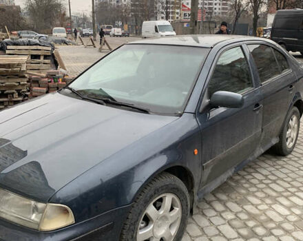 Синій Шкода Октавія, об'ємом двигуна 1.6 л та пробігом 400 тис. км за 2700 $, фото 3 на Automoto.ua