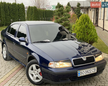 Синий Шкода Октавия, объемом двигателя 1.6 л и пробегом 230 тыс. км за 3499 $, фото 2 на Automoto.ua